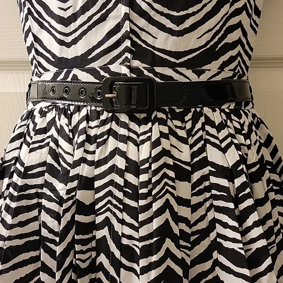 Bernie Dexter | Kelly Dress In Zebra Print - Picture 4 of 9